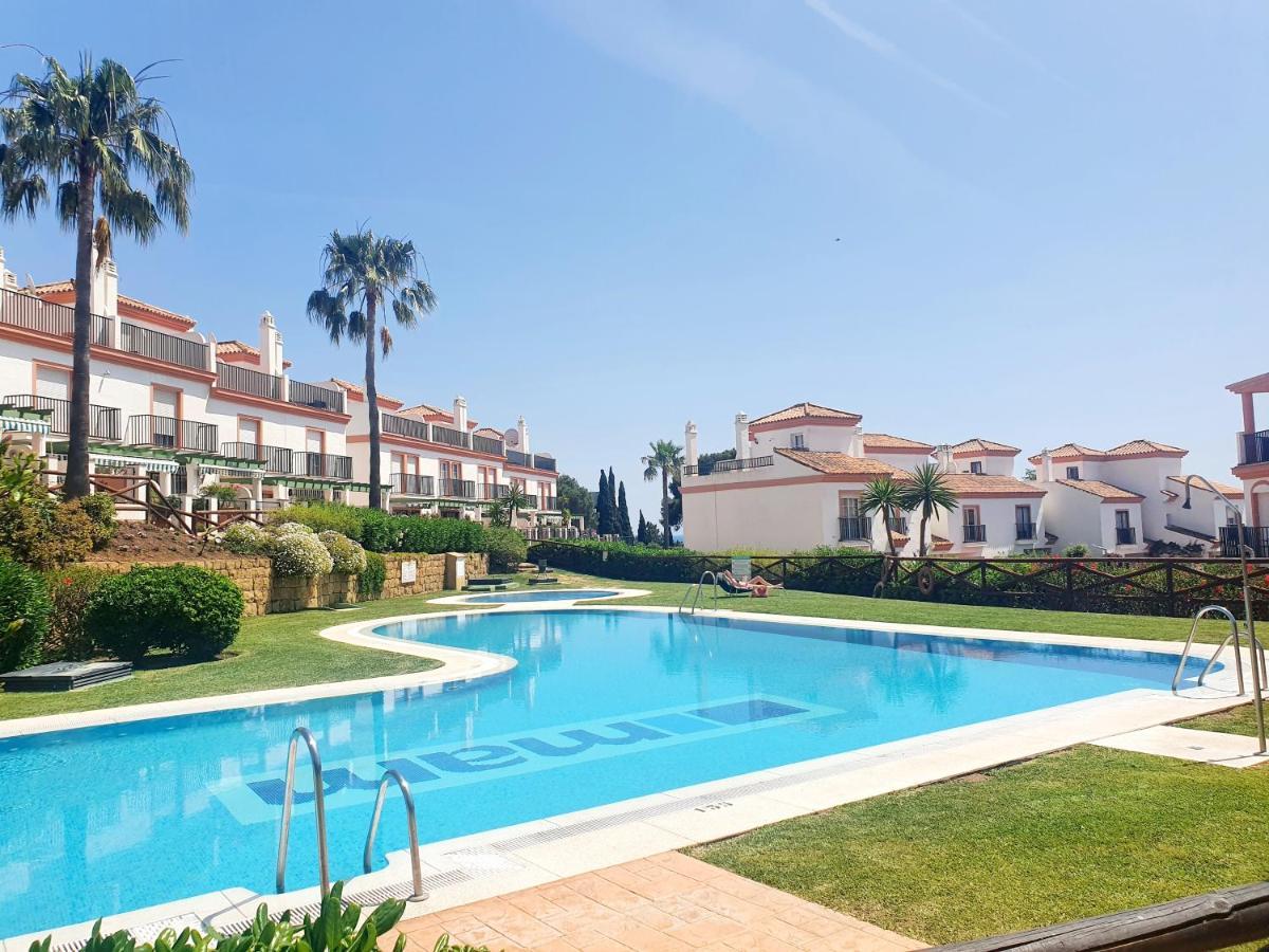 Апартаменты Lomas De Cabopino House Марбелья Экстерьер фото