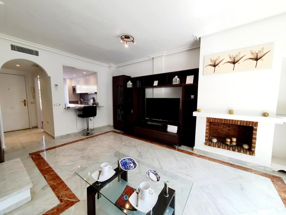 Апартаменты Lomas De Cabopino House Марбелья Экстерьер фото
