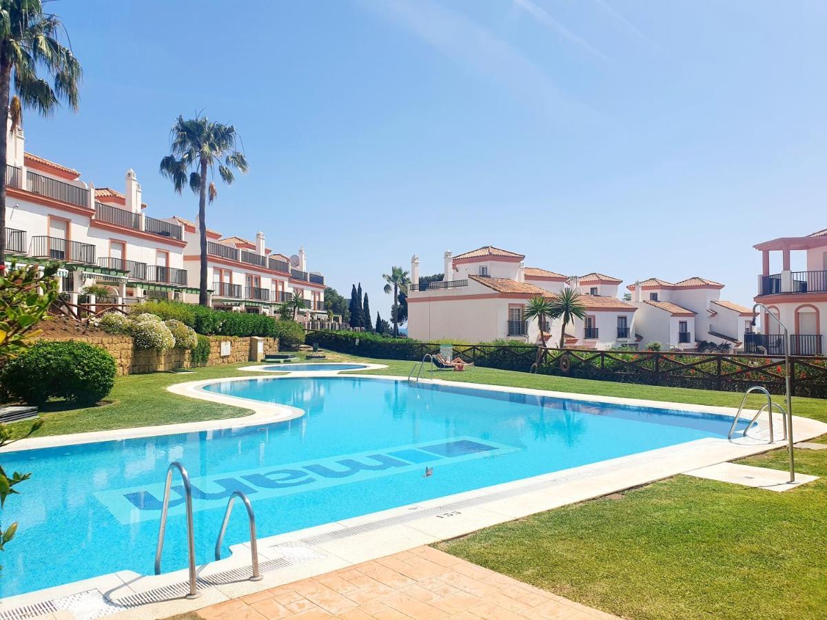 Апартаменты Lomas De Cabopino House Марбелья Экстерьер фото
